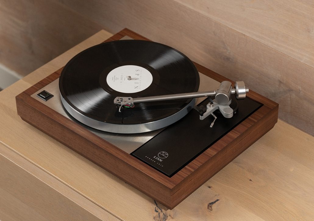 Linn Sondek LP12 playing a record
